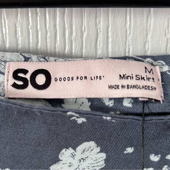 Women’s mini skirt - Picture 3 of 4